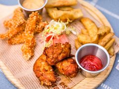 -桉树林A coffee 森林餐厅(三圣乡店)
