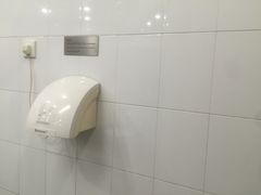 -上海世茂广场(南京东路店)