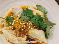 -龍堂蟹黄小笼包(德思勤四季汇店)