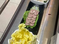 -左庭右院鲜牛肉火锅(金山万达店)