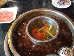 -九尺赵老四鲜鹅肠火锅