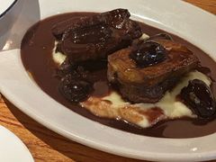 -羽深肉铺 Steak & Wine
