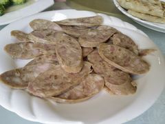 -溢心园香河肉饼总店