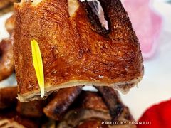 烤乳鸽-勝記酒家·37年老字号·经典粤菜(荔枝公园店)