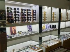 -广州宝岛眼镜武汉和光眼镜市场西区店