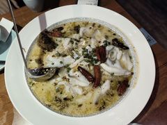 -鱼亨小鲜酸菜鱼(大信店)