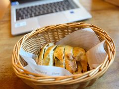 -LA RIVE DES PAINS樂河的畔