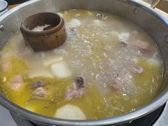 -朴小妹人参鸡汤火锅(长白山万达店)