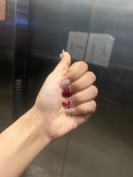-UGIRL有个美甲