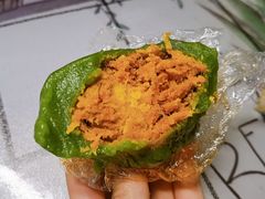 蛋黄肉松青团-许阿姨糕团店(南京总店)