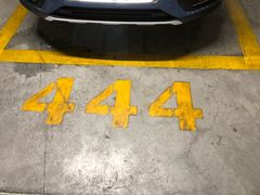 -宜家家居（上海徐汇商场店）-停车场