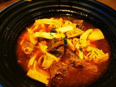 散叶花菜笋炖牛腩-南小馆(迪士尼小镇店)