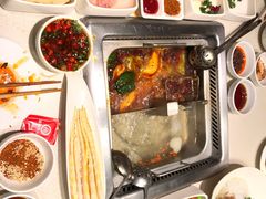 -海底捞火锅鲜切牛肉主题店(长寿路店)