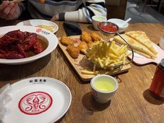 -叶派龙虾•招牌香辣蟹·海鲜(中海国际店)