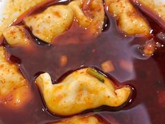 酸辣水饺-春阳水饺(香槟广场店)