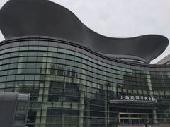-上海跨国采购会展中心