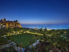 -海南清水湾莱佛士酒店