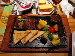 -豪客来牛排(重庆三峡广场步行街1704店)