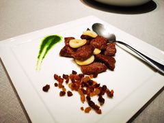 精选牛肉-荣轩(新荣记环球金融中心店)