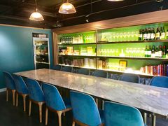 -La Mer Restaurant & Lounge