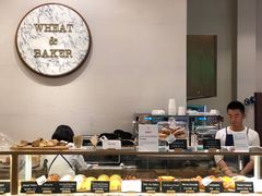 面包甜点陈列柜-WHEAT&BAKER-麥(凯德来福士店)