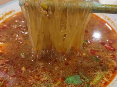 -小杨生煎(金山百联购物中心3楼店)