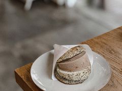 -怪 kafe.