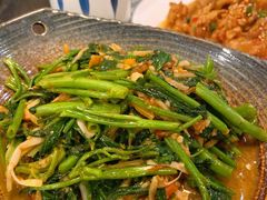 酸笋炒空心菜-浩海火燒雲傣家菜(静安芮欧店)