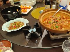 -忆江南·临江鱼馆