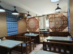 -蜗牛小馆醉乡民谣云南菜(惠新西里店)