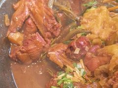 -咱屯子铁锅炖直营店(保利店)