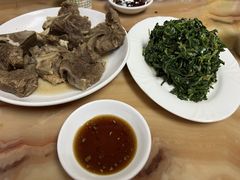 -苏莱特色牛骨滩羊手抓馆(长城东街总店)
