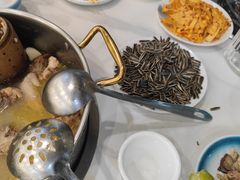 -朴小妹人参鸡汤火锅(长白山万达店)
