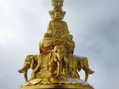 -峨嵋山金顶