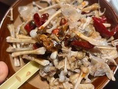 -何师傅美蛙鱼头(汉街店)