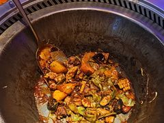 -山河屯铁锅炖(哈西站店)