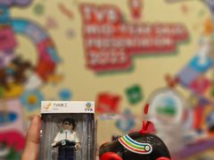 -香港回归祖国纪念碑