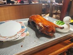 现场片皮鸭-在前门·烤鸭北京菜(五月花广场店)