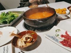 -贵府酸汤牛肉火锅·贵州老字号(飞山街店)