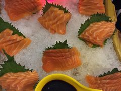 三文鱼刺身-兄弟爬爬虾(北京路店)