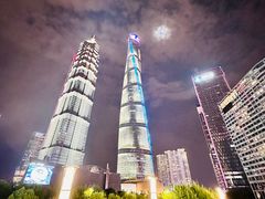 -陆家嘴空中步行连廊