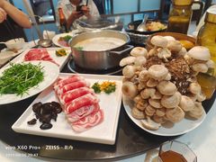 -煲王粤菜餐厅(中侨中心店)