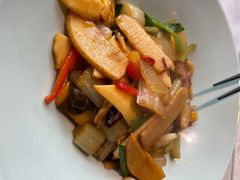 腌菜烧冬笋-野蔓果·山野菜(西湖景区·龙井茶田店)