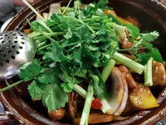 -胡须佬鸡煲四季火锅(海雅缤纷城店)