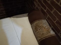 -莱蔻·圣灸堂·推拿艾灸(天山店)