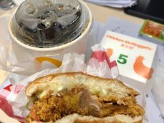 双层板烧鸡腿堡-麦当劳(东急新天地店)