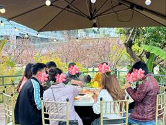 -茅草房·河畔园林火锅