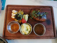 -拾挚扒房(招商花园城店)