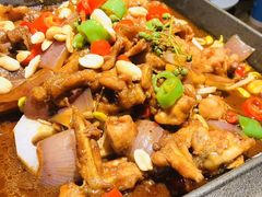 馋嘴牛蛙锅-蜜桃餐厅·江浙融合菜(荟聚购物中心店)