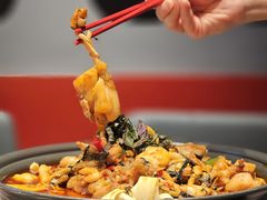 -龙巢盱眙龙虾·牛蛙·烧烤宵夜(八卦岭店)